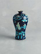 Porcelain Fahua Vase (meiping)