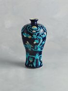 Porcelain Fahua Vase (meiping)
