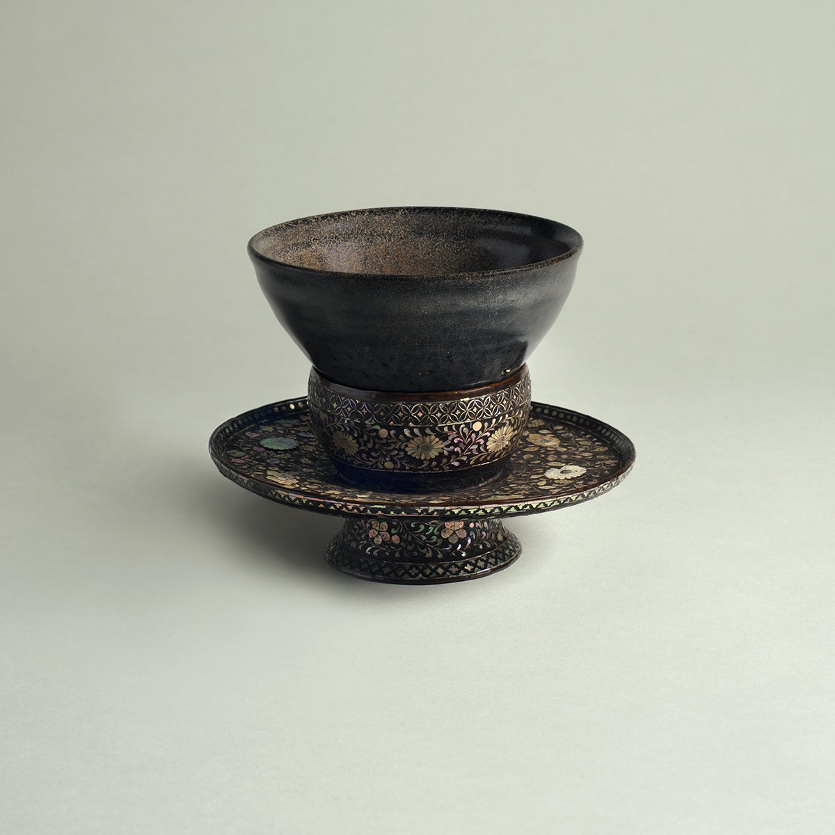 Browse past & current exhibitions of ancient Chinese art by